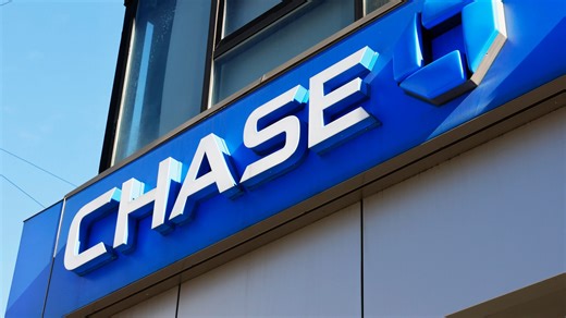Chase to halt services at 5,300 branches for 24 hours with no Wells Fargo backup