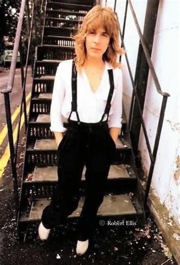 Randy Rhoads outside of Shepperton Film 🎥 Studios where Blizzard Of Ozz band were rehearsing for their upcoming tour of the U.K. 🇬🇧around August/September 1980 🖤✝️🤍 Photographer: ©️Robert Ellis | Randy Rhoads Blizzard Of Ozz