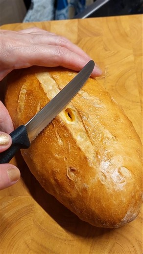 Fresh Bread filled with meat 🥓 🍞 #shorts #bread #meat #homemade #tasty #beef #cooking #dinner