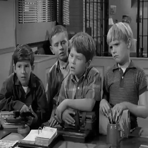 #theandygriffithshow #andytaylor #barneyfife #briscoedarling #thedarlings #thedillards #dooley #mountainwedding | Memories linger in me