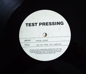 Bryan Adams - Let Me Take You Dancing