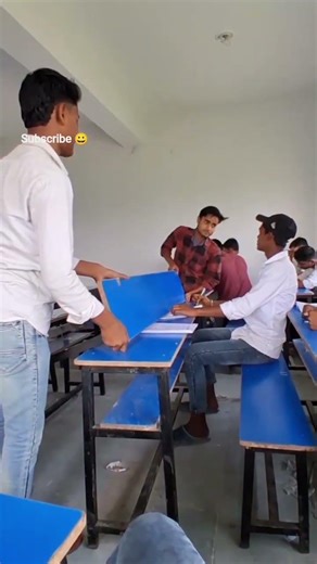 #comedy matlab oo alag level ka banda hai #funny 😀