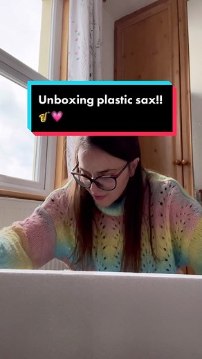 Unboxing My Plastic Saxophone - Leahsax VibraTone Review