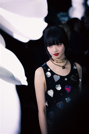 小松菜奈が明かす、シャネルへの特別な想い