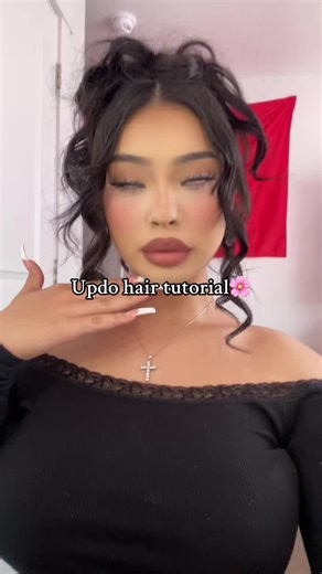 Messy Bun Tutorial - Updo Hairstyle Hair Tutorial