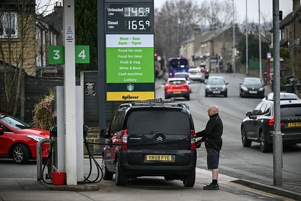 The cheapest petrol in Leeds as fuel prices climb above £1.50/L again