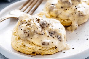 Biscuits and Gravy - The Recipe Critic
