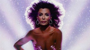 Now we know where '80s movie goddess Kelly LeBrock disappeared to... | Yahoo