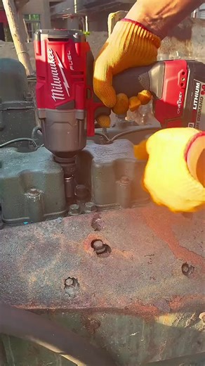 Milwaukee Impact Wrench Review and Features