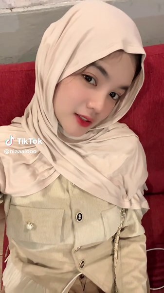N❗a (@niaaalooo)’s videos with suara asli - rumah musik
