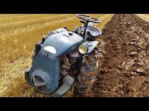 MOTOTRACTEUR STAUB RT 411 labour tout seul