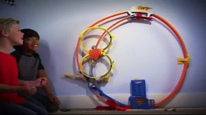Hot Wheels Super Loop Chase Race TV Spot, 'Make Your Big Finish'
