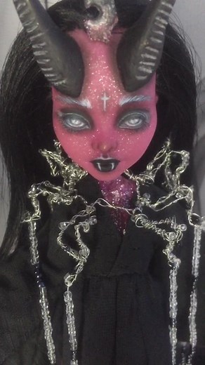 #ooak #doll #painting #makeup #handmade #custom #monsterhigh #repaint #art