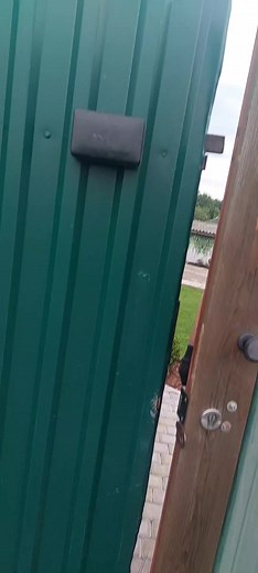 Exploring Outdoor Scenes in a Residential Area