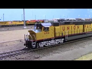 Athearn Genesis Union Pacific DDA40X and Scale Trains SD40-2.
