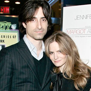 Jennifer Jason Leigh Officially Divorced From Director Noah Baumbach