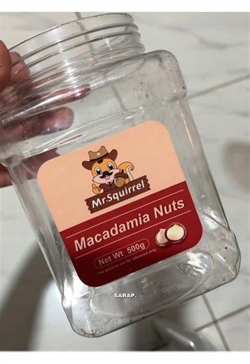 Delicious Mr. Squirrel Macadamia Nuts Review