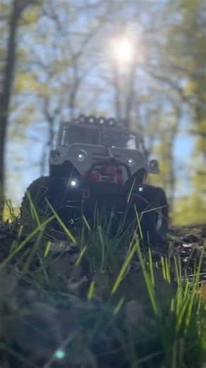 RC Lord of the Rigs Jump and rollover #rctruck #rccar #rcoffoad #rccrawler