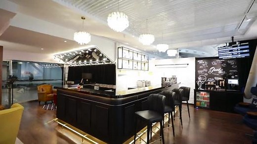 美食、音乐🎶和酒，Ruby Lounge重新定义机场休息室！#机场小酒吧 希望大家喜欢！