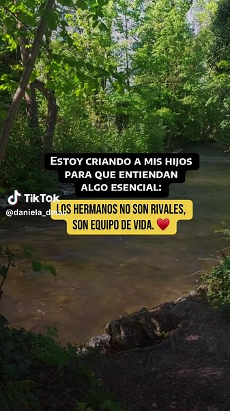 Los hermanos no son rivales, son equipo de vida.♥️🙏 #hermanos #hermanas #hermana #hermano #hijosymadres #madresehijos #mishijos #sonequipo #mihijo #mihija