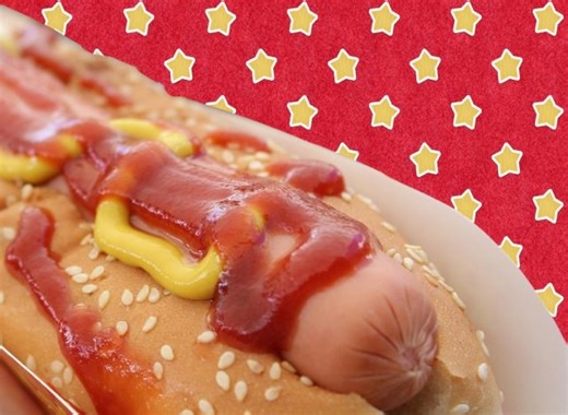 6 Restaurant Chains With the Best Hot Dogs, According to Chefs