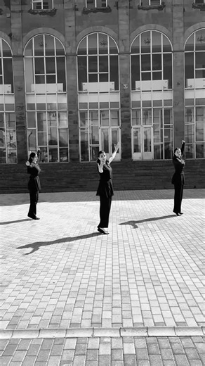 Explore the Art of Georgian Dance