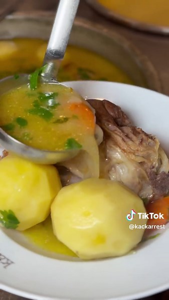 ✨Kaçkar’ın en özel lezzetlerinden KUZU HAŞLAMA😍 • Kuzu Haşlama • İçerenköy / Ataşehir • 09.00 - 21.30 • 0(216) 576 61 51 • Paket Servis - Gel Al Var • Sodexo, Setcard, Multinet, TokenFlex, Edenred, Metropol • Getir Yemek, Trendyol • Alkolsüz Mekan • www.kackar.com.tr #pide #karadenizpidesi #kavurmalıpide #etkavurma #kavurma #rizekavurma #mekanönerisi #kaçkarrestaurant #kaçkarpide #muhlama #çiğkıymalı #kıymalı #kurufasulye #güveç #pilav #haşlama #kuzuincik