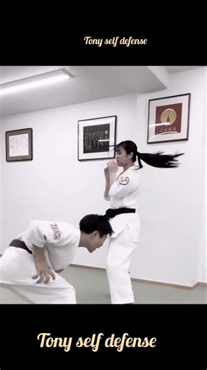 How to defend yourself using pressure points self defense technique Krav maga