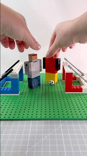 LEGO Mini Football | Build & Play