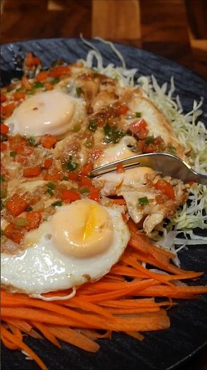 🍳 No-Flour Cabbage Egg Skillet: Eat This & Lose Weight! (Low Carb) #asmr#shorts