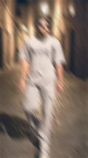 ‏Leo Robin 19 😳🥂😎🥰