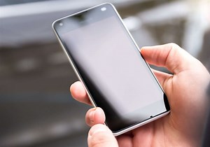 Test and trace app launches after long delays