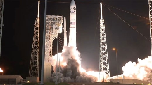 Vulcan Centaur rocket launches experimental military satellite on its 1st-ever national security mission (video)