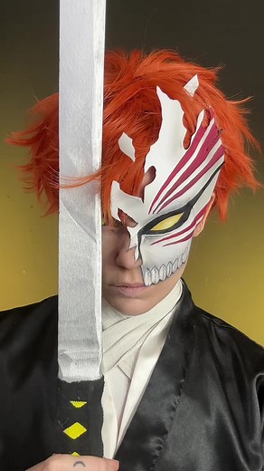 Cosplaying Ichigo from Bleach! Spooky Season Makeup for Aughost