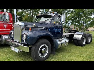 1962 Mack B61 Thermodyne - Vintage Truck Tour!