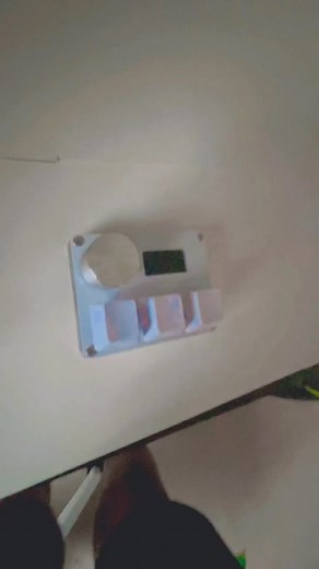 4 comments | Sayodevice for geometry dash game tutorials by stewie #GeometryDash #gamers #followers | Vanessa C. Sims | Facebook