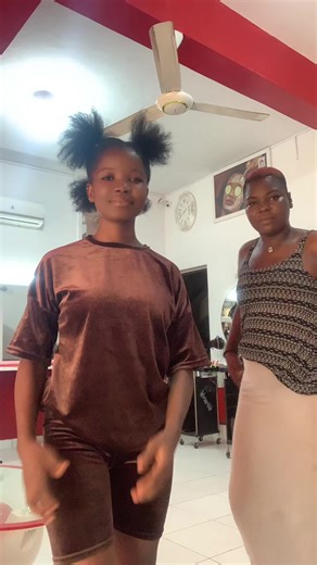 Vidéos de Juju tresse❤️ (@jujutresse) avec son original - Nelly bébé ♠️