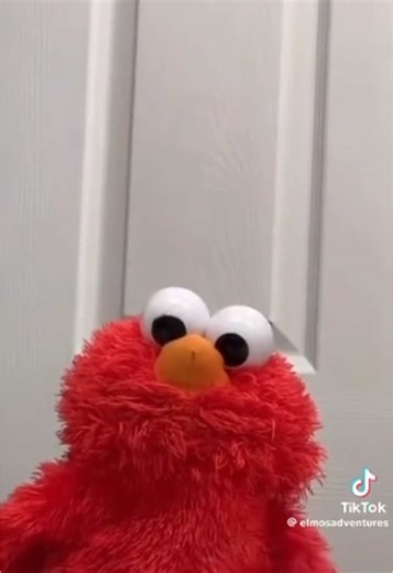 Elmo's Hilarious Take on Mondays