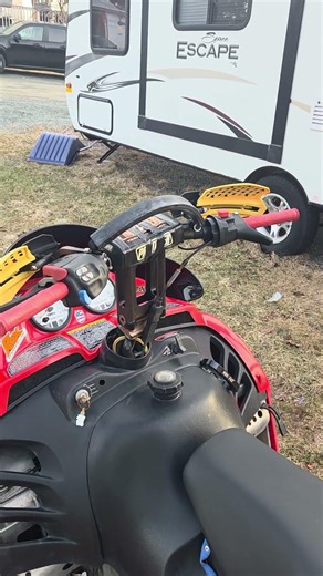 My 02 Polaris-Edge xc800 Cross country mod build. Work in progress #polaris #snowmobile #modified