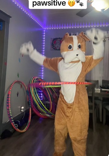 47 reactions · 5 comments | But when is the last time you picked up a hula hoop?來 #fyp #hulahoop #lol #adulting #humor #mentalhealth #selfcare | Robyn Sherae | Facebook