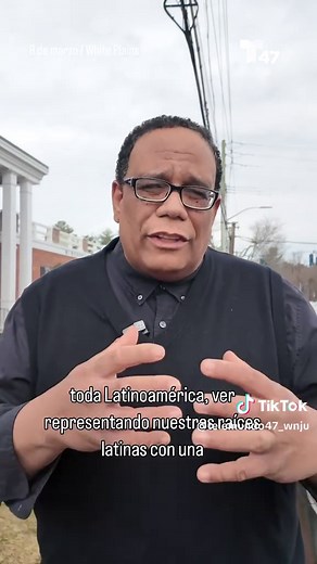 El domingo los fans de Willie Colón tuvieron la oportunidad de despedirse en persona de la leyenda de la salsa en el velatorio en McMahon, Lyon & Hartnett Funeral Home, en White Plains, donde se recordó su historia a través de fotografías, su música y lo honraron con policías que hicieron guardia durante toda la tarde. Sus seguidores lo recordaron como un gigante de la música. Este lunes se realizará la misa a las 9:30 a. m. y la podrán ver por la página web de Telemundo 47. Aquí lo que expresar