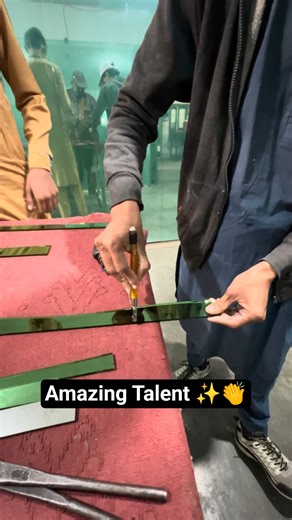 🔥Unbelievable Precision! How Experts Break Glass! 💪#SkilledHands