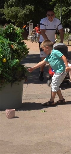 When no one is watching #funny #laugh #funnyvideos #reels #fyp #viral #reel #fun | CrunchFun