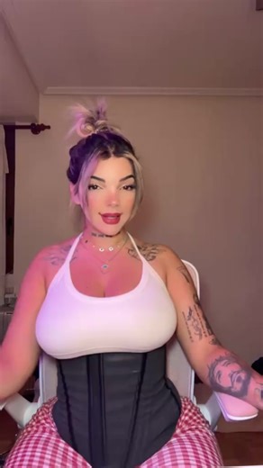 Vidéos de 𝗦𝗔𝗥𝗔𝗛 𝗥𝗘𝗘𝗟 (@sarah_reels) avec son original - 𝗦𝗔𝗥𝗔𝗛 𝗥𝗘𝗘𝗟