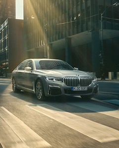 The concert hall may be closed, but we can still take a seat in #THE7. Every note will feel even closer from the Bowers & Wilkins 3D surround sound system. Enjoy the real perfection of the classics. #BMW​ #7Series​ #FindYourRetreat | BMW Maurice