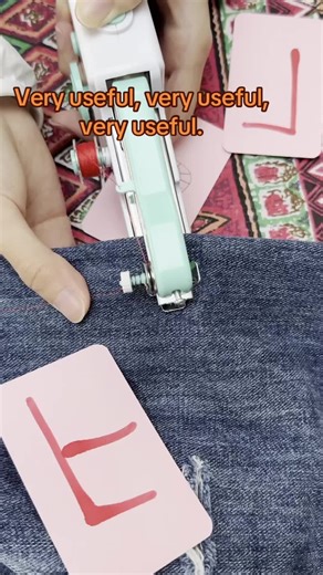 You definitely need this machine; it can solve your problem in just one minute, without delaying your departure, and it's easy to operate.#sewingtiktok #sewing #beginnersewing #sewingmachine #sewingdiy