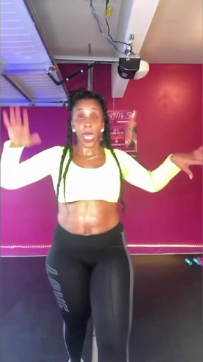 407K views · 18K reactions | Do you know how to work the middle?! Do you want to learn?! Watch this ‼️subscribe to our Instagram for more! Click link in the bio!#Shaderoom #spiritualword #dancefitness #atlanta #workthemiddle #decatur #zumba #core #coreworkout #tone #dance #eatforyourbloodtype #blackexcellence #qrownmefit | Qrown.Me.Fit | Facebook
