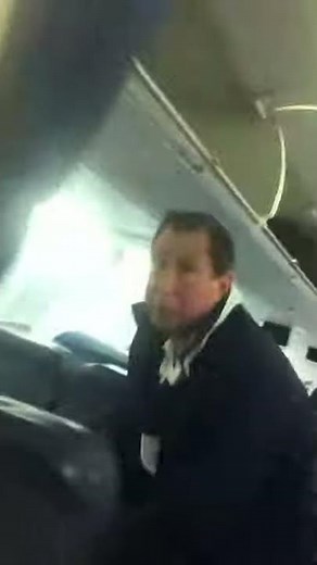 Boarding 757-300 first class