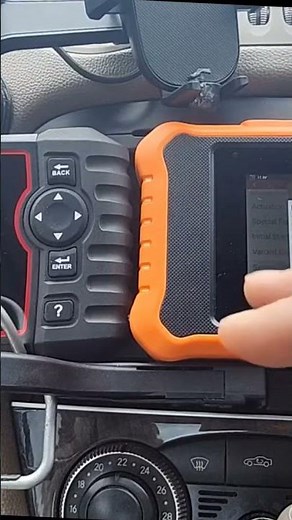 Icarsoft multicar Vs Launch Creader Elite