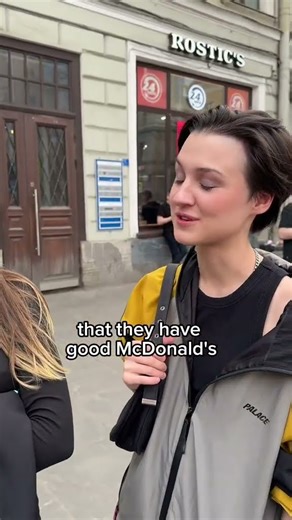 Asking Russians what TV news says about America😱